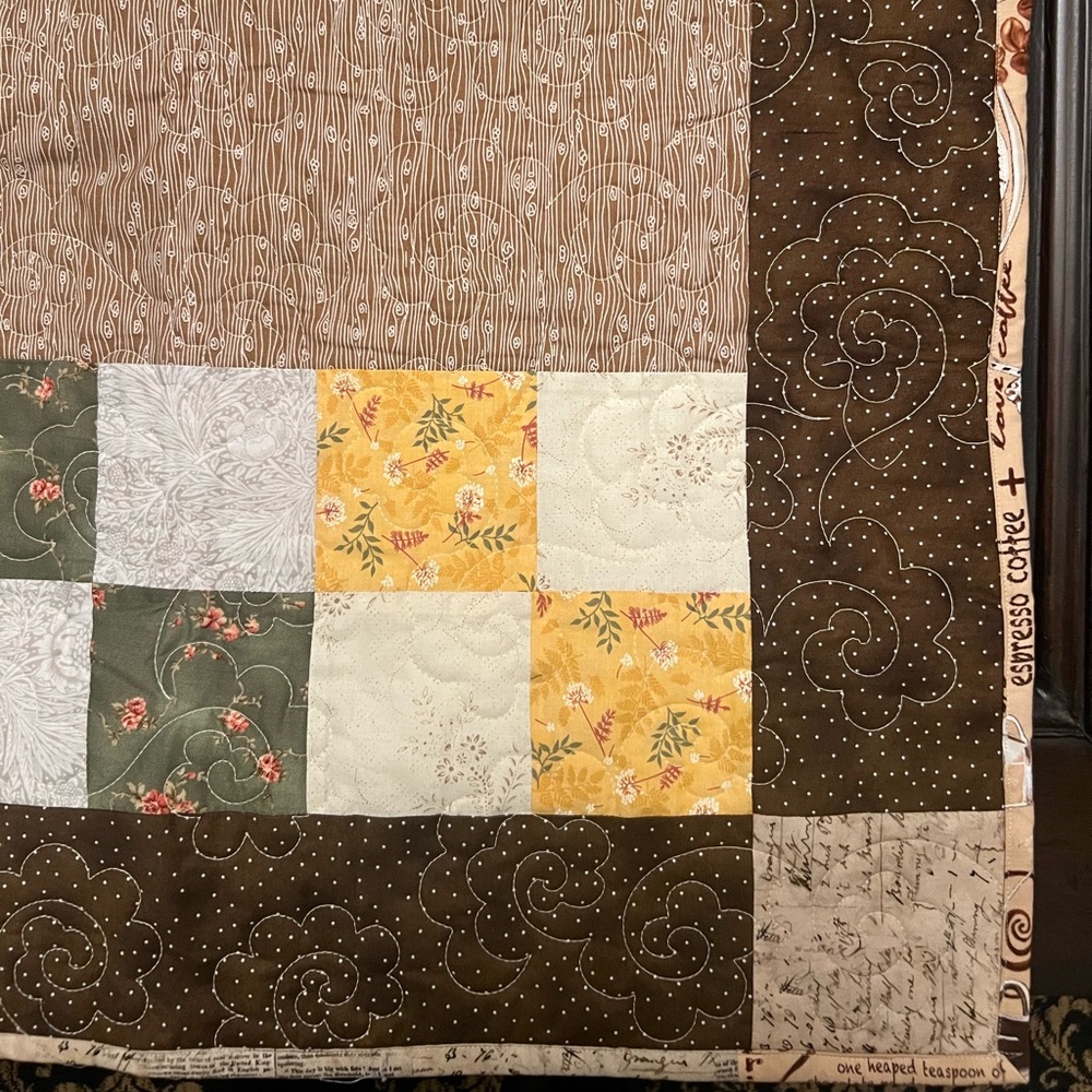 Handmade Patchwork Quilt (NEW) - Picture 3 of 10